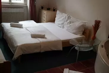 Hotel Praha Club Bed & Breakfast