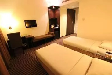 Harmoni One Convention Hotel & Service Apartments