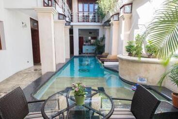 هتل Boutique Casa Sánchez