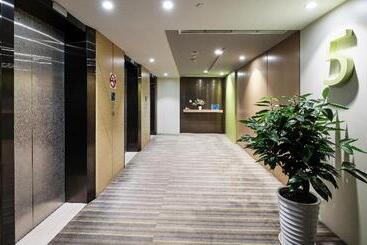 호텔 Holiday Inn Express Shanghai Gongkang, An Ihg