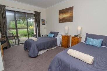 مبيت وإفطار The Summit Lodge