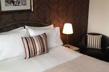 Pensió Hunters Moon Guest House