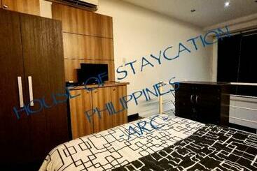 Aparthotel Gramercy Residences Studio With Balcony Near Airport