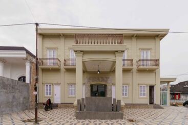 Hotel Reddoorz Plus Syariah @ Jalan Dr Sutomo Padang