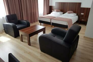 مبيت وإفطار Pod Kominem Pokoje I Apartamenty