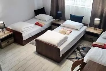 Retkeilymaja Pokoje Kraska 36