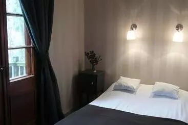 Hotelli Leśny Dworek