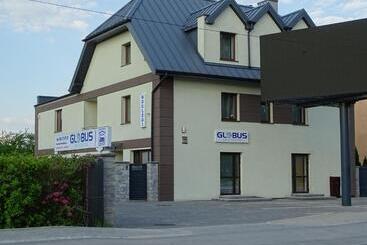 Bed and Breakfast Aparthotel Globus Bezkontaktowa Obsługa