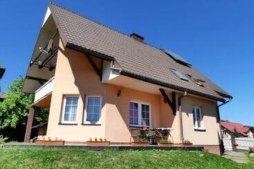 Dom Gościnny Orange