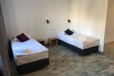 Pokoje Hotelowe Lupus