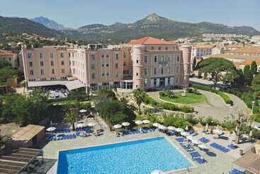 هتل Langley Resort Napoléon Bonaparte