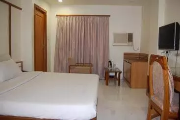 בית מלון כפרי Vice President