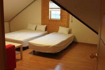 Пансион Gyeongju Tavo Guesthouse