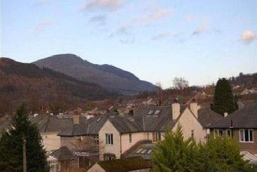 膳宿费 Hunters Way