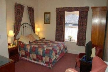 بنسيون Hunters Way