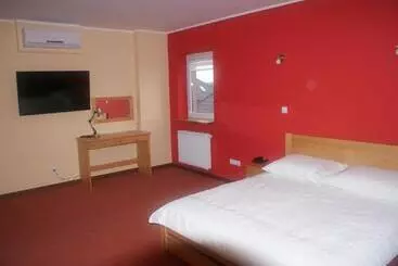 Retkeilymaja U Hołosia