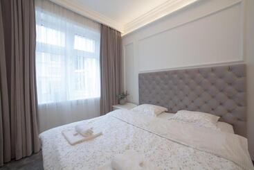 민박 Boleslav Home De Luxe