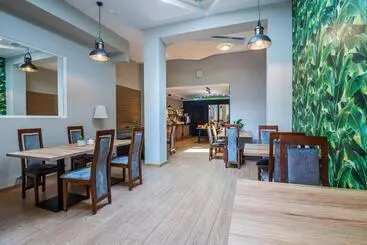 Hotelli Glamour   Restaurant & Spa