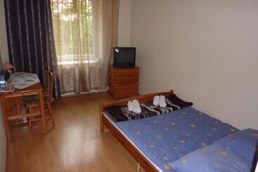 הוסטל Restauracja   Hotel Nova