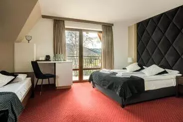 Aamiaismajoitus (B&B) Dworek Pod Giewontem