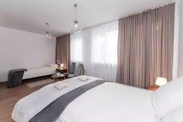 Bed & Breakfast Willa Biały Domek