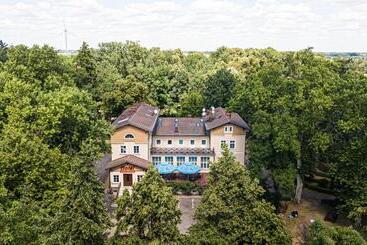 Dworek Brodowo Restauracja Hotel Przyjęcia