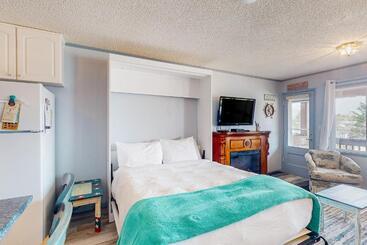 فندق Wish You Were Here