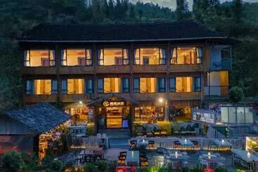 ベッドアンドブレックファースト Helen S Cozy Inn