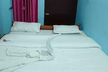Bed and Breakfast Thenkumari Hotel Ands