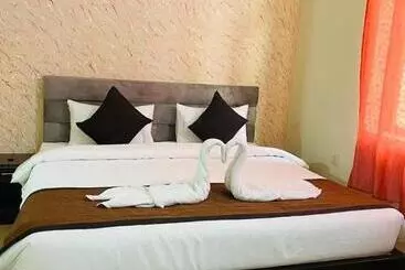 Otel Taj Way By Jyoti Villa By Wb Inn