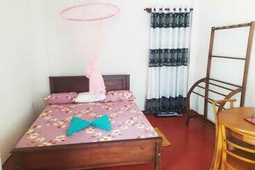 Pensió Villa Latha Ahangama