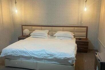 هاستل منتجع واحة الفريد للايواء السياحي بمدينة العلا