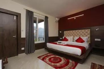 Hotel Yellow Nest Inn
