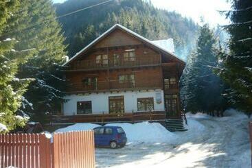 فندق Cabana Mija