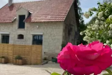 Majatalo Le Relais, La Dormance, Le Bois Dormant