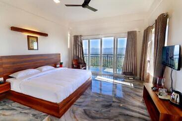 Resort 10 Degrees North By Avni Holidays