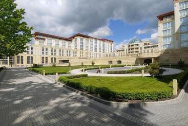 Hotel Arden Palace Medical Resort & Spa