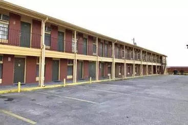 モーテル Economy Inn