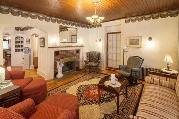 צימר Augustus Bove House