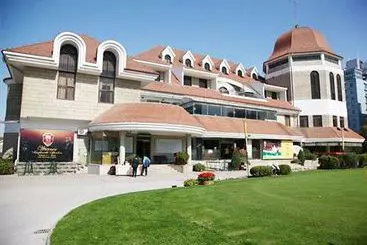 Otel Warner International Golf Club, Tianjin