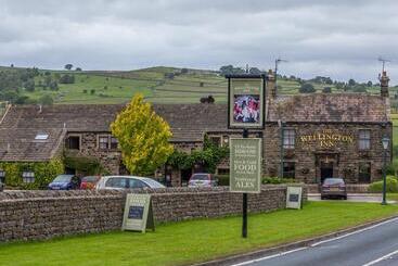 فندق Wellington Inn