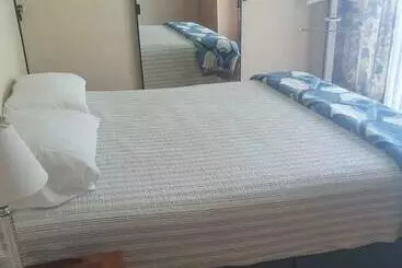 تختخواب و صبحانه En Lo De Dan