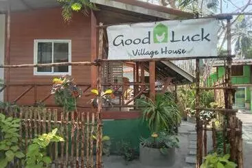 Bed and Breakfast Goodluck Village House