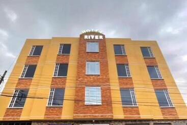 Hôtel Del River Monumento