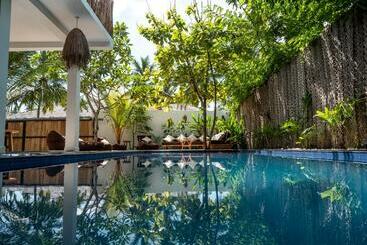 Albergue Gota Dagua Surf Camp