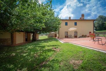 Aparthotel Fattorie Santo Pietro