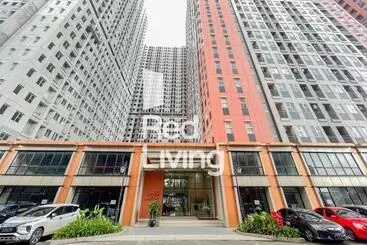 Hotel Redliving Apartemen Transpark Juanda   Icha Rooms Tower Jade With Netflix
