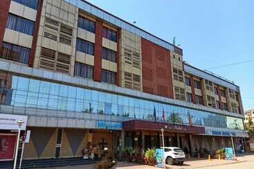 هتل Treebo Premium Mahal Inn