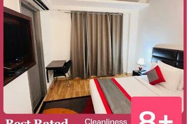 فندق At Residency Kaushambi Couple Friendly