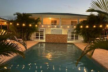 شقة فندقية El Flamingo Beach Club